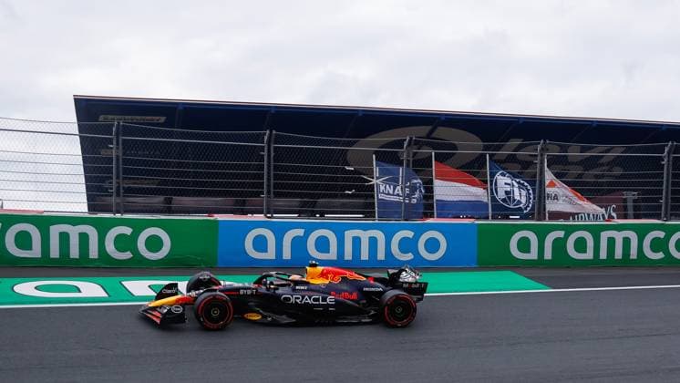 Max Verstappen of the Netherlands and Oracle Red Bull Racing during qualifying ahead of the F1 Grand Prix of Netherlands at Circuit Park Zandvoort on August 24, 2024 in Zandvoort, Netherlands Defodi 704 MTB20240824F1ZandvDag3Vqualificatie353416 Defodi-704