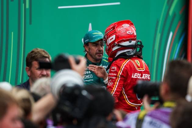 ALONSO Fernando (spa), Aston Martin F1 Team AMR24, LECLERC Charles (mco), Scuderia Ferrari SF-24, portrait during the Formula 1 Heineken Dutch Grand Prix 2024, 15th round of the 2024 Formula One World Championship, WM, Weltmeisterschaft from August 23 to 25, 2024 on the Circuit Zandvoort, in Zandvoort, Netherlands - F1 - DUTCH GRAND PRIX 2024 DPPI Panoramic  240824_R15_OLANDA_DP_FG0O0304
