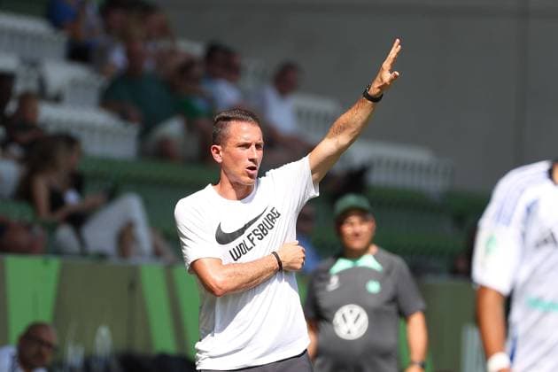 VfL vs Hamburger SV, A Junior BL Wolfsburg, 24 08 2024, FOOTBALL VfL Wolfsburg U19 vs Hamburger SV U19, A Junior Bundesliga Nord Nordost, Season 2024 25 Coach Daniel Bauer VfL Wolfsburg U19 Wolfsburg