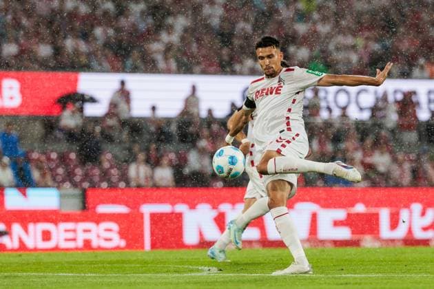 2 Fußball Bundesliga 1 FC Köln Eintracht Braunschweig 24 08 2024 Dejan Ljubicic 1 FC Köln, 7 kicks 2 Fußball Bundesliga, 1 FC Köln Eintracht Braunschweig, Köln, Rheinenergiestadion am 24 08 2024 DFL REGULATIONS PROHIBIT ANY USE OF PHOTOGRAPHS AS IMAGE SEQUENCES AND OR QUASI VIDEO Copyright: xBEAUTIFULxSPORTS Wunderlx
