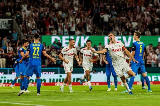 2 Soccer Bundesliga 1 FC Köln Eintracht Braunschweig 24 08 2024 Cheers for 1 0 by Timo Hübers 1 FC Köln, 4 2 Soccer Bundesliga, 1 FC Köln Eintracht Braunschweig, Cologne, Rheinenergiestadion on 24 08 2024 DFL REGULATIONS PROHIBIT ANY USE OF PHOTOGRAPHS AS IMAGE SEQUENCES AND OR QUASI VIDEO Copyright: xBEAUTIFULxSPORTS Wunderlx