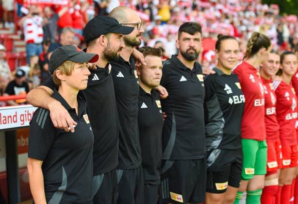 Soccer, Women, Season 2024 2025, 2 Women Bundesliga 1 Matchday , 1 FC Union Berlin Hamburger SV, f l Coach Ailien Poese, Co Coach Sven Gruel 1 Women, 1 FC Union , 24 08 2024, Copyright: xStefaniexFiebrig MatthiasxKochx