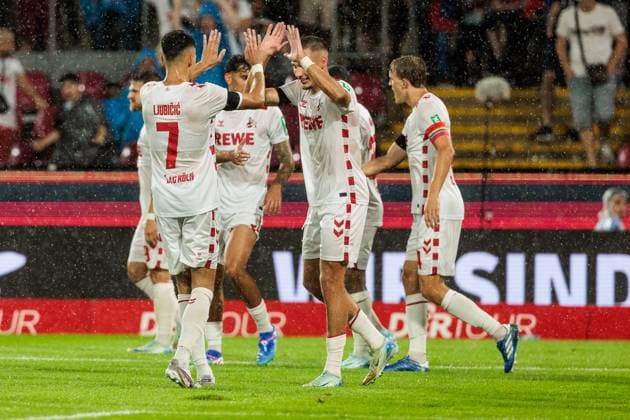 2 Soccer Bundesliga 1 FC Köln Eintracht Braunschweig 24 08 2024 Cheers for 3 0 by Tim Lemperle 1 FC Köln, 19 2 Soccer Bundesliga, 1 FC Köln Eintracht Braunschweig, Cologne, Rheinenergiestadion on 24 08 2024 DFL REGULATIONS PROHIBIT ANY USE OF PHOTOGRAPHS AS IMAGE SEQUENCES AND OR QUASI VIDEO Copyright: xBEAUTIFULxSPORTS Wunderlx