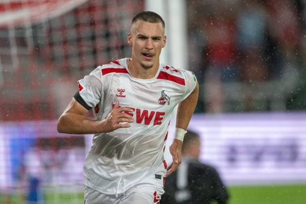 24 08 2024, Soccer 2 Bundesliga, Season 2024 2025, Matchday 03, 1 FC Koeln vs Eintracht Braunschweig at Rhein Energie Stadium in Koeln Tim Lemperle 1 FC Koeln, 19 turns after his goal to 3 0 and runs towards the corner flag Important notice According to the regulations of the DFL German Football League or the DFB German Football Association it is prohibited, to utilize or have utilized photographs taken in the stadium and or of the match in the form of sequential images and or video-like photo series Foto Kirchner Media TH Copyright: xKirchner-Media THx