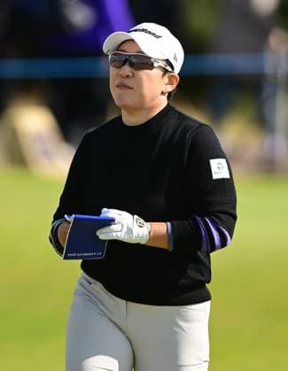 Jiyai Shin leads the open on -7 pictured here on the 5th Tee AIG Women s Open, Day Three, Golf, St. Andrews, Scotland, UK - 24 Aug 2024  Copyright: xGreigxCowie Shutterstockx 14655900w