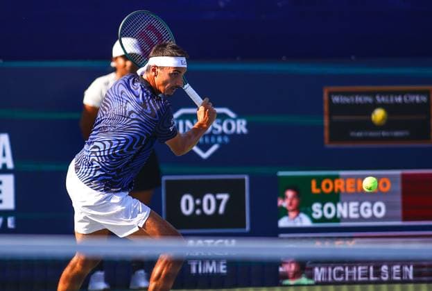 August 24, 2024: Lorenzo Sonego hits ball against Alex Michelsen. Lorenzo Sonego won the tournament. Winston-Salem Open, ATP, Tennis Herren Tour, Singles Final. Wake Forest Tennis Complex, Winston Salem, North Carolina. . CSM Winston Salem United States of America - ZUMAc04_ 20240824_zma_c04_188 Copyright: xDavidxBeachx