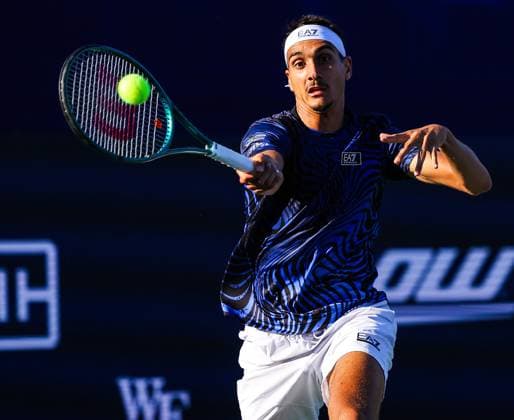 August 24, 2024: Lorenzo Sonego hits ball against Alex Michelsen. Lorenzo Sonego won the tournament. Winston-Salem Open, ATP, Tennis Herren Tour, Singles Final. Wake Forest Tennis Complex, Winston Salem, North Carolina. . CSM Winston Salem United States of America - ZUMAc04_ 20240824_zma_c04_245 Copyright: xDavidxBeachx