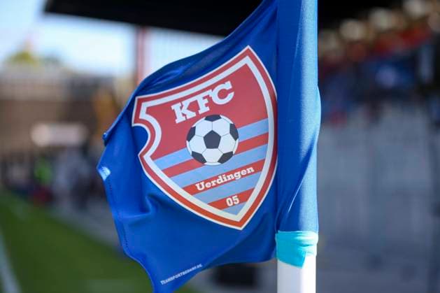 Krefeld, Germany, 24 08 24 the corner flag of KFC Uerdingen blows in the wind during the match of the Regionalliga West between KFC Uerdingen and Türkspor Dortmund in the Grotenburg Photo by Brauer Fotoagentur Adrian Schlueter Krefeld Grotenburg North Rhine Westphalia Germany Copyright: xBrauer-Fotoagenturx xAdrianxSchlx