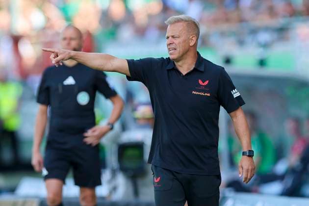 Coach Markus Anfang 1 FC Kaiserslautern gestures, 2 Bundesliga, Preußen Münster vs 1 FC Kaiserslautern, Preußenstadion on August 24, 2024 in Münster, Germany Photo by Marco Steinbrenner DeFodi Images Coach Markus Anfang 1 FC Kaiserslautern gestures, 2 Bundesliga, Preußen Münster vs 1 FC Kaiserslautern, Preußenstadion, August 24, 2024 in Münster, Germany Photo by Marco Steinbrenner DeFodi Images DFB DFL REGULATIONS PROHIBIT ANY USE OF PHOTOGRAPHS AS IMAGE SEQUENCES AND OR QUASI VIDEO Defodi 700 scp fcK 20240824 200 Defodi-700 DFB DFL REGULATIONS PROHIBIT ANY USE OF PHOTOGRAPHS AS IMAGE SEQUENCES AND OR QUASI-VIDEO.