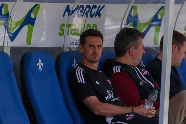 2024 08 25 xJFAx Soccer 2 Bundesliga 3 Matchday Season 2024 25, SV Darmstadt 98 1 FC Nürnberg v l , Coach Miroslav Klose 1 FC Nürnberg DFL DFB REGULATIONS PROHIBIT ANY USE OF PHOTOGRAPHS as IMAGE SEQUENCES and or QUASI VIDEO Copyright: JoaquimxFerreira