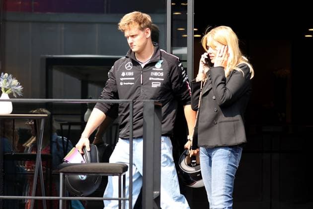 25 08 2024, xsvx, Motorsport FIA Formula 1, Grand Prix of the Netherlands 2024 emspor, v l Mick and his mother Corinna Schumacher FIA REGULATIONS PROHIBIT ANY USE OF PHOTOGRAPHS as IMAGE SEQUENCES and or QUASI VIDEO Zandvoort