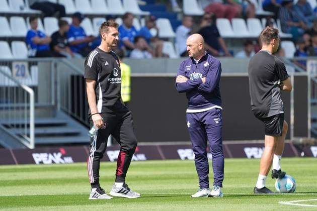 Coach Miroslav Klose 1 FC Nürnberg with coach Torsten Lieberknecht SV Darmstadt 98 25 08 2024 2 Bundesliga, Season 24 25 SV Darmstadt 98 vs 1 FC Nürnberg, Stadion am Boellenfalltor, emonline, emspor,