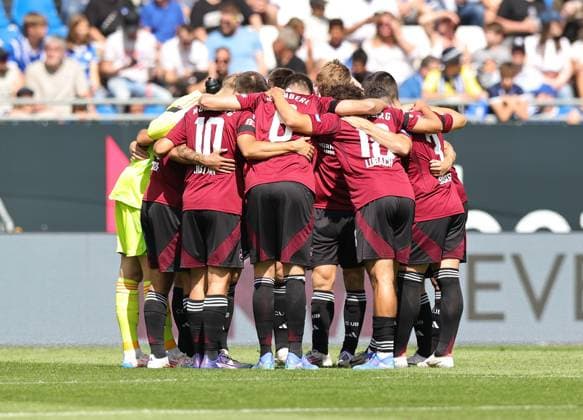 25 08 2024 Soccer Season 2024 2025 2 Soccer Bundesliga 03 Matchday SV Darmstadt 98 SVD D98 Lilien 1 FC Nürnberg FCN Club Sportfoto Zink DaMa xdaxmax DFL regulations prohibit any use of photographs as image sequences and or quasi video only for editorial use Team circle Team circle of the FCN before the start of the match