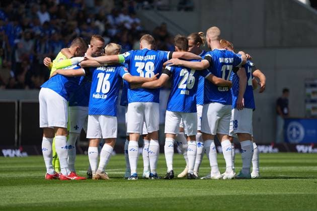 Darmstadt swears in 25 08 2024 2 Bundesliga, season 24 25 SV Darmstadt 98 vs 1 FC Nürnberg, Stadion am Boellenfalltor, emonline, emspor,