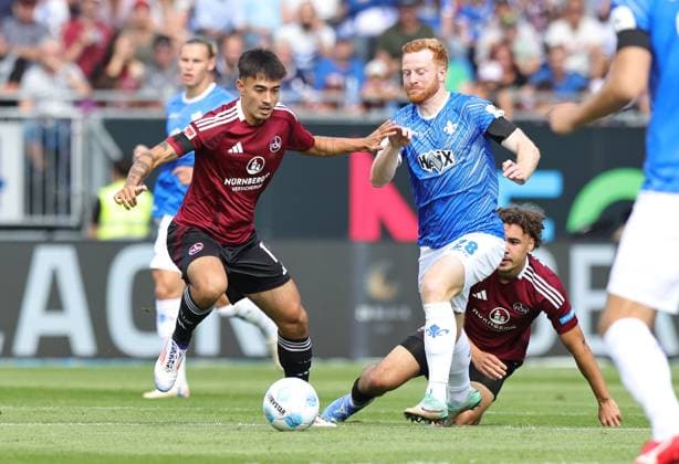 25 08 2024 Soccer Season 2024 2025 2 Soccer Bundesliga 03 Matchday SV Darmstadt 98 SVD D98 Lilien 1 FC Nürnberg FCN Club Sportfoto Zink DaMa xdaxmax DFL regulations prohibit any use of photographs as image sequences and or quasi video only for editorial use Jens Castrop 17, 1 FC Nürnberg FCN Paul Will 28, SV Darmstadt 98 D98 SV98 Rafael Lubach 18, 1 FC Nürnberg FCN