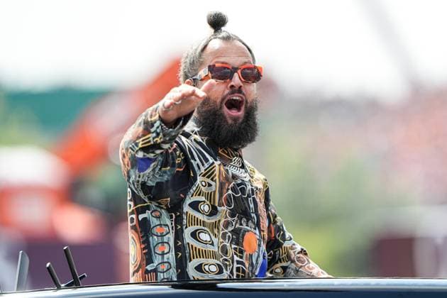 2024-08-25 F1 - Heineken Dutch GP - Drivers Parade ZANDVOORT, NETHERLANDS - AUGUST 25: DJ La Fuente (Job Smeltzer) playing music during the Drivers Parade during F1 - Heineken Dutch GP on August 25, 2024 in Zandvoort, Netherlands. Zandvoort Netherlands Content not available for redistribution in The Netherlands directly or indirectly through any third parties. Copyright: xAndrexWeeningx
