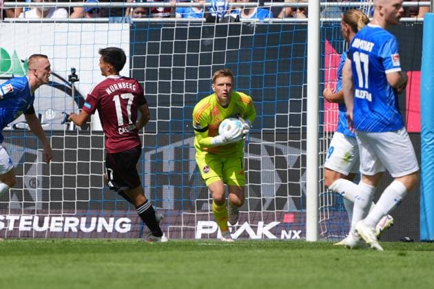 Goalkeeper Jan Reichert 1 FC Nuremberg, 1 haelt 25 08 2024 2 Bundesliga, Season 24 25 SV Darmstadt 98 vs 1 FC Nuremberg, Stadion am Boellenfalltor, emonline, emspor,