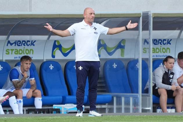 Coach Torsten Lieberknecht SV Darmstadt 98 resigned 25 08 2024 2 Bundesliga, Season 24 25 SV Darmstadt 98 vs 1 FC Nürnberg, Stadion am Boellenfalltor, emonline, emspor,