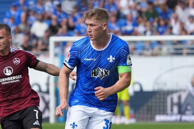 Clemens Riedel SV Darmstadt 98, 38 25 08 2024 2 Bundesliga, season 24 25 SV Darmstadt 98 vs 1 FC Nürnberg, Stadion am Boellenfalltor, emonline, emspor,