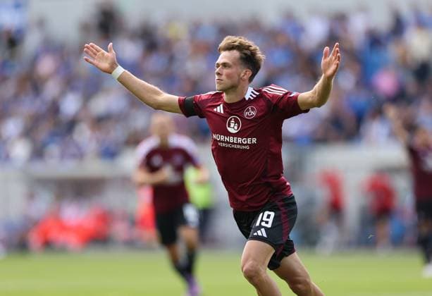 25 08 2024, xdcx, Fußball 2 Bundesliga, SV Darmstadt 98 1 FC Nürnberg, emonline, emspor, despor, v l , Torjubel zum 1 1 durch Michal Sevcik 1 FC Nürnberg , Goal celebration, celebrate the goal DFL DFB REGULATIONS PROHIBIT ANY USE OF PHOTOGRAPHS AS IMAGE SEQUENCES AND OR QUASI VIDEO Copyright: HMBxMedia Claus