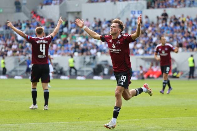 25 08 2024, xtvx, Fußball 2 Bundesliga, SV Darmstadt 98 1 FC Nürnberg emspor, v l Goal scored, Tor zum 1 1 Michal Sevcik 1 FC Nuernberg Torjubel, Goal celebration, celebrate the goal, celebrates scoring DFL DFB REGULATIONS PROHIBIT ANY USE OF PHOTOGRAPHS as IMAGE SEQUENCES and or QUASI VIDEO Darmstadt