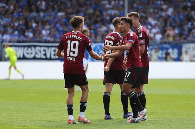 25 08 2024, xtvx, Soccer 2 Bundesliga, SV Darmstadt 98 1 FC Nürnberg emspor, v l DFL DFB REGULATIONS PROHIBIT ANY USE OF PHOTOGRAPHS as IMAGE SEQUENCES and or QUASI VIDEO Darmstadt