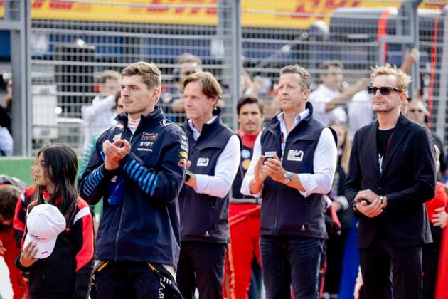 ZANDVOORT - Max Verstappen (Red Bull Racing) and Prince Bernhard during the F1 Grand Prix of the Netherlands at the Circuit of Zandvoort. ANP SEM VAN DER WAL xVIxANPxSportx xxANPxIVx 506720685 originalFilename: 506720685.jpg