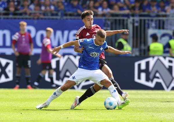25 08 2024 Soccer Season 2024 2025 2 Soccer Bundesliga 03 Matchday SV Darmstadt 98 SVD D98 Lilien 1 FC Nürnberg FCN Club Sportfoto Zink DaMa xdaxmax DFL regulations prohibit any use of photographs as image sequences and or quasi video only for editorial use Fabian Nürnberger Nuernberger 15, SV Darmstadt 98 D98 SV98 Jens Castrop 17, 1 FC Nürnberg FCN