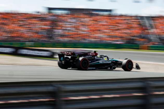 44 Lewis Hamilton GBR, Mercedes AMG Petronas F1 Team , F1 Grand Prix of the Netherlands at Circuit Zandvoort on August 25, 2024 in Zandvoort, Netherlands Photo by HOCH ZWEI Zandvoort Netherlands