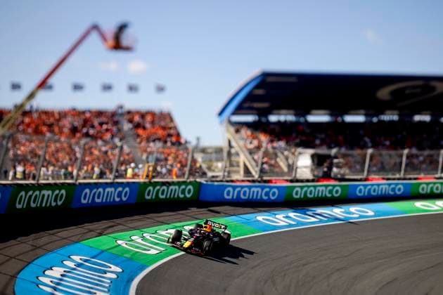 ZANDVOORT - Max Verstappen (Red Bull Racing) during the F1 Grand Prix of the Netherlands at the Circuit of Zandvoort. ANP REMKO DE WAAL ** Photo taken with tilt-shift lens ** xVIxANPxSportx xxANPxIVx 506723102 originalFilename: 506723102.jpg