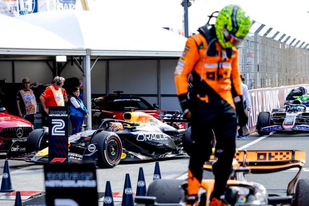 ZANDVOORT - Max Verstappen (Red Bull Racing) parks his car next to winner Lando Norris (McLaren) after the F1 Grand Prix of the Netherlands at the Circuit of Zandvoort. ANP REMKO DE WAAL xVIxANPxSportx xxANPxIVx 506727251 originalFilename: 506727251.jpg