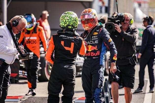 4 Lando Norris GBR, McLaren Formula 1 Team , 1 Max Verstappen NLD, Oracle Red Bull Racing , F1 Grand Prix of the Netherlands at Circuit Zandvoort on August 25, 2024 in Zandvoort, Netherlands Photo by HOCH ZWEI Zandvoort Netherlands