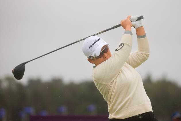 25th August 2024; Old Course at St Andrews, St Andrews, Fife, Scotland; AIG Womens Open Golf, Final Round; Jiyai Shin of the Republic of Korea tees off on the fourth hole of the Old Course, St Andrews Links during the final round of the AIG Women& x2019;s Open  ActionPlus12686115 DavidxYoung