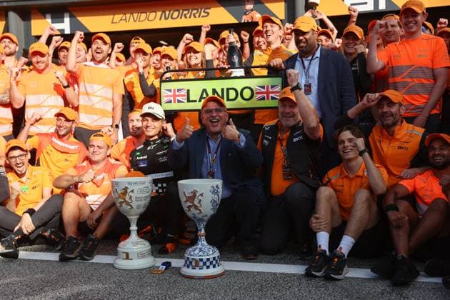 F1 Grand Prix Of The Netherlands 2024 Lando Norris of McLaren, Salman bin Hamad Al Khalifa, Zak Brown, Oscar Piastri of McLaren and Andrea Stella celebrate with the team after the Formula 1 Grand Prix of The Netherlands at Circuit Zandvoort in Zandvoort, Netherlands on August 25, 2024. Zandvoort Netherlands  Copyright: xJakubxPorzyckix originalFilename:porzycki-f1grandp240825_npy3h.jpg