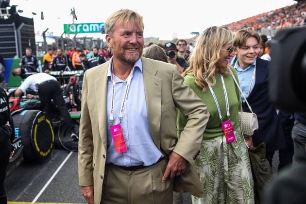 Willem-Alexander King of the Netherlands during the Formula 1 Heineken Dutch Grand Prix 2024, 15th round of the 2024 Formula One World Championship, WM, Weltmeisterschaft from August 23 to 25, 2024 on the Circuit Zandvoort, in Zandvoort, Netherlands - F1 - DUTCH GRAND PRIX 2024 DPPI Panoramic  240825_R15_OLANDA_DP_XB3_6164