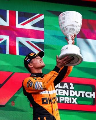 NORRIS Lando (gbr), McLaren F1 Team MCL38, portrait, podium, during the Formula 1 Heineken Dutch Grand Prix 2024, 15th round of the 2024 Formula One World Championship, WM, Weltmeisterschaft from August 23 to 25, 2024 on the Circuit Zandvoort, in Zandvoort, Netherlands - F1 - DUTCH GRAND PRIX 2024 DPPI Panoramic 240825_R15_OLANDA_DP_FG0O2649