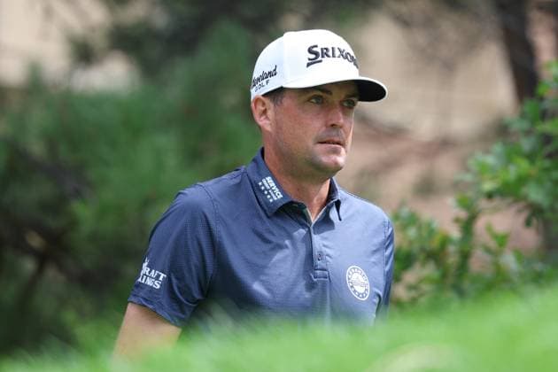 CASTLE ROCK, CO - AUGUST 25: PGA, Golf Herren golfer Keegan Bradley gets his mind set as he approaches to hit his tee shot on the 2nd hole during the final round of the PGA FedExCup BMW Championship on August 25th, 2024, at Castle Pines Golf Club in Castle Rock, Colorado. (Photo by Brian Spurlock Icon Sportswire) GOLF: AUG 25 PGA FedExCup Playoffs - BMW Championship EDITORIAL USE ONLY Icon24082510