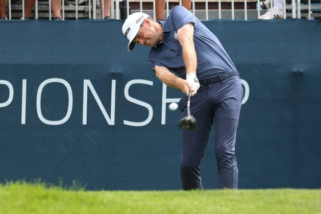 CASTLE ROCK, CO - AUGUST 25: PGA, Golf Herren golfer Keegan Bradley plays his tee shot on the first hole during the final round of the PGA FedExCup BMW Championship on August 25th, 2024, at Castle Pines Golf Club in Castle Rock, Colorado. (Photo by Brian Spurlock Icon Sportswire) GOLF: AUG 25 PGA FedExCup Playoffs - BMW Championship EDITORIAL USE ONLY Icon24082534