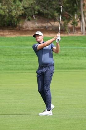 CASTLE ROCK, CO - AUGUST 25: PGA, Golf Herren golfer Keegan Bradley plays his 3rd shot on the first hole during the final round of the PGA FedExCup BMW Championship on August 25th, 2024, at Castle Pines Golf Club in Castle Rock, Colorado. (Photo by Brian Spurlock Icon Sportswire) GOLF: AUG 25 PGA FedExCup Playoffs - BMW Championship EDITORIAL USE ONLY Icon24082552