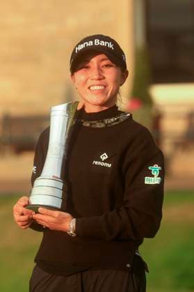 25th August 2024; Old Course at St Andrews, St Andrews, Fife, Scotland; AIG Womens Open Golf, Final Round; Lydia Ko of New Zealand with the AIG Womens Open trophy in front of the R&amp;A clubhouse after her round of 69 had secured the win  ActionPlus12686257 DavidxYoung