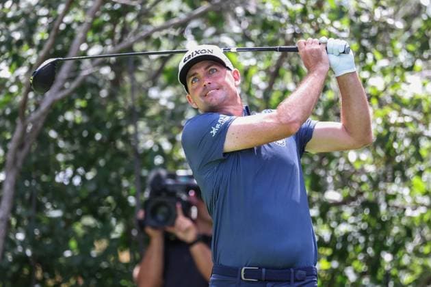 CASTLE ROCK, CO - AUGUST 25: Keegan Bradley watches his tee shot on the 8th hole during the final round of the BMW Championship on August 25, 2024 at Castle Pines Golf Club in Castle Rock, CO. (Photo by Scott Winters Icon Sportswire) GOLF: AUG 25 PGA, Golf Herren FedExCup Playoffs - BMW Championship EDITORIAL USE ONLY Icon2408250901