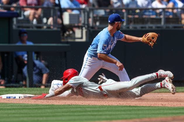 August 25, 2024: Philadelphia Phillies center fielder Johan Rojas (18) slides into third base safe during the sixth inning against the Kansas City Royals at Kauffman Stadium in Kansas City, MO. CSM Kansas City United States of America - ZUMAc04_ 20240825_zma_c04_047 Copyright: xDavidxSmithx