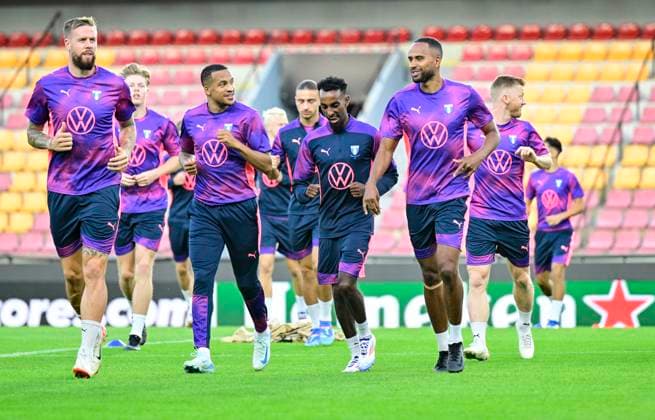 Soccer players of Malmo FF in action during the training session prior to return match of 4th Champions League preliminary round Sparta Praha vs Malmo FF in Prague, Czech Republic, August 26, 2024. (CTKxPhoto RomanxVondrous) CTKPhotoP2024082605808  CTKPhotoP2024082605808
