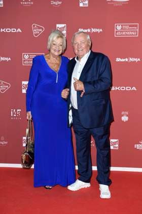Ulli Wegner with his wife Margret Wegner on arrival at the SPORT BILD Award ceremony on 26 08 2024 at the Fischauktionshalle in Hamburg
