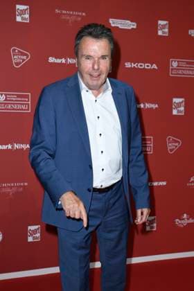 Heribert Bruchhagen arriving at the SPORT BILD Award ceremony on 26 08 2024 at the Fischauktionshalle in Hamburg