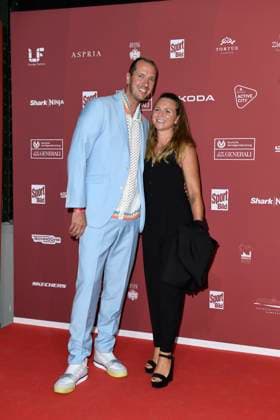 Pascal Hens and his wife Angela Hens arriving at the SPORT BILD Award ceremony on 26 08 2024 at the Fischauktionshalle in Hamburg