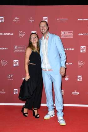 Pascal Hens and his wife Angela Hens arriving at the SPORT BILD Award ceremony on 26 08 2024 at the Fischauktionshalle in Hamburg