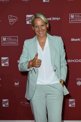 Friederike Kromp, head coach of the U20 womens team, arriving at the SPORT BILD Award ceremony on 26 August 2024 at the Fischauktionshalle in Hamburg