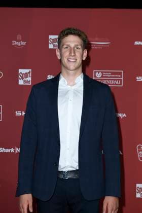 Lukas Märtens Gold Medal 2024 Olympic champion on arrival at the SPORT BILD Award ceremony on 26 August 2024 at the Fischauktionshalle in Hamburg