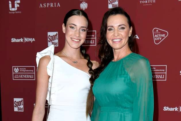 Darja Varfolomeev and her mother Tatjana Varfolomeev at the Sport Bild Award ceremony on 26 08 2024 in Hamburg Sport Bild Award 2024 ceremony in Hamburg